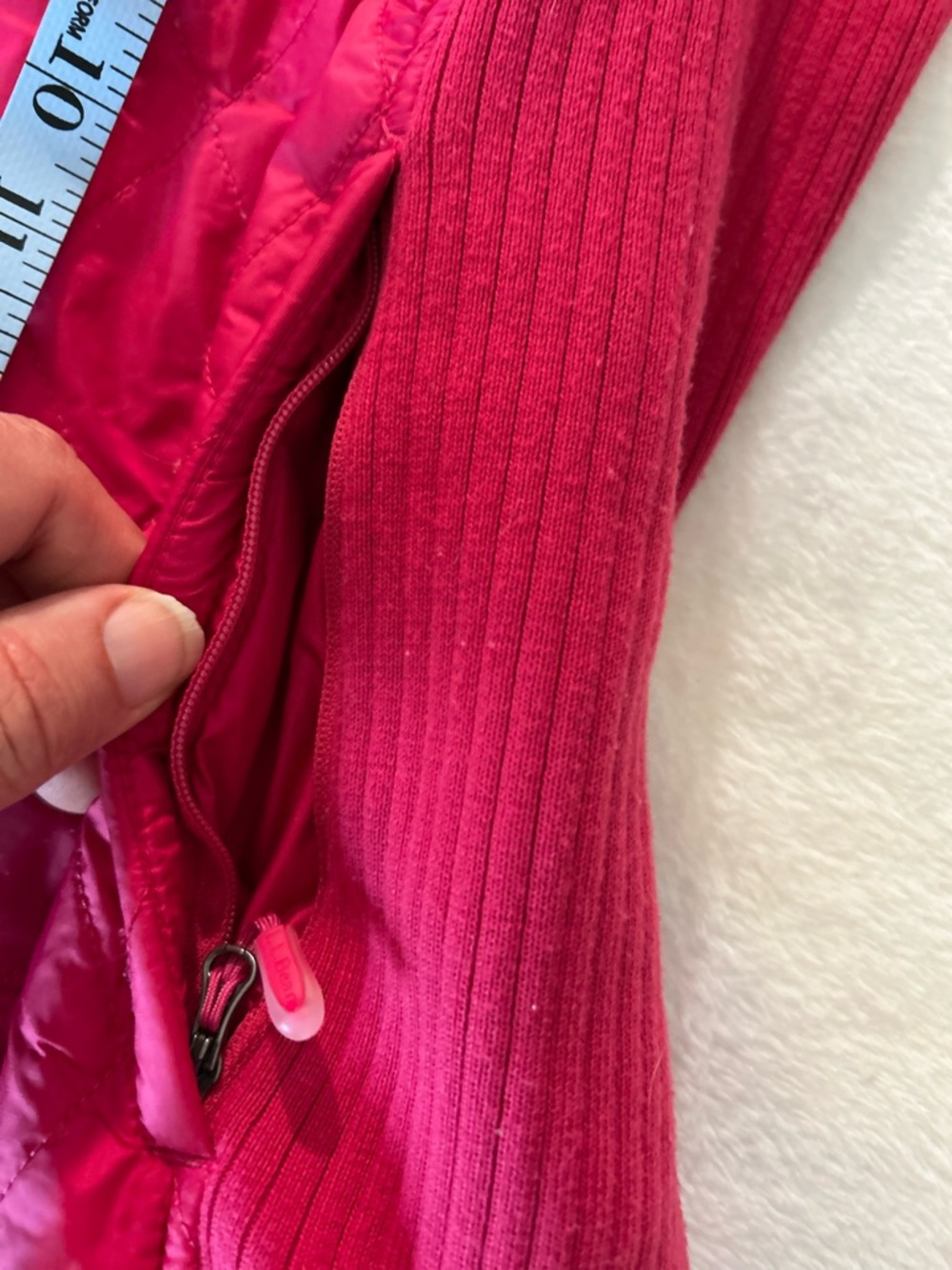 L.L. Bean Women's Fushia Quilted Vest - Picture 6 of 6